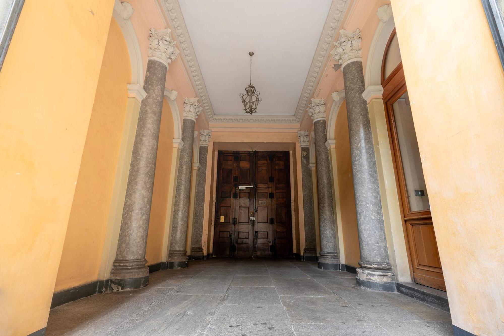 Centro-via Garibaldi Elegante Mansarda Con A/c Turin