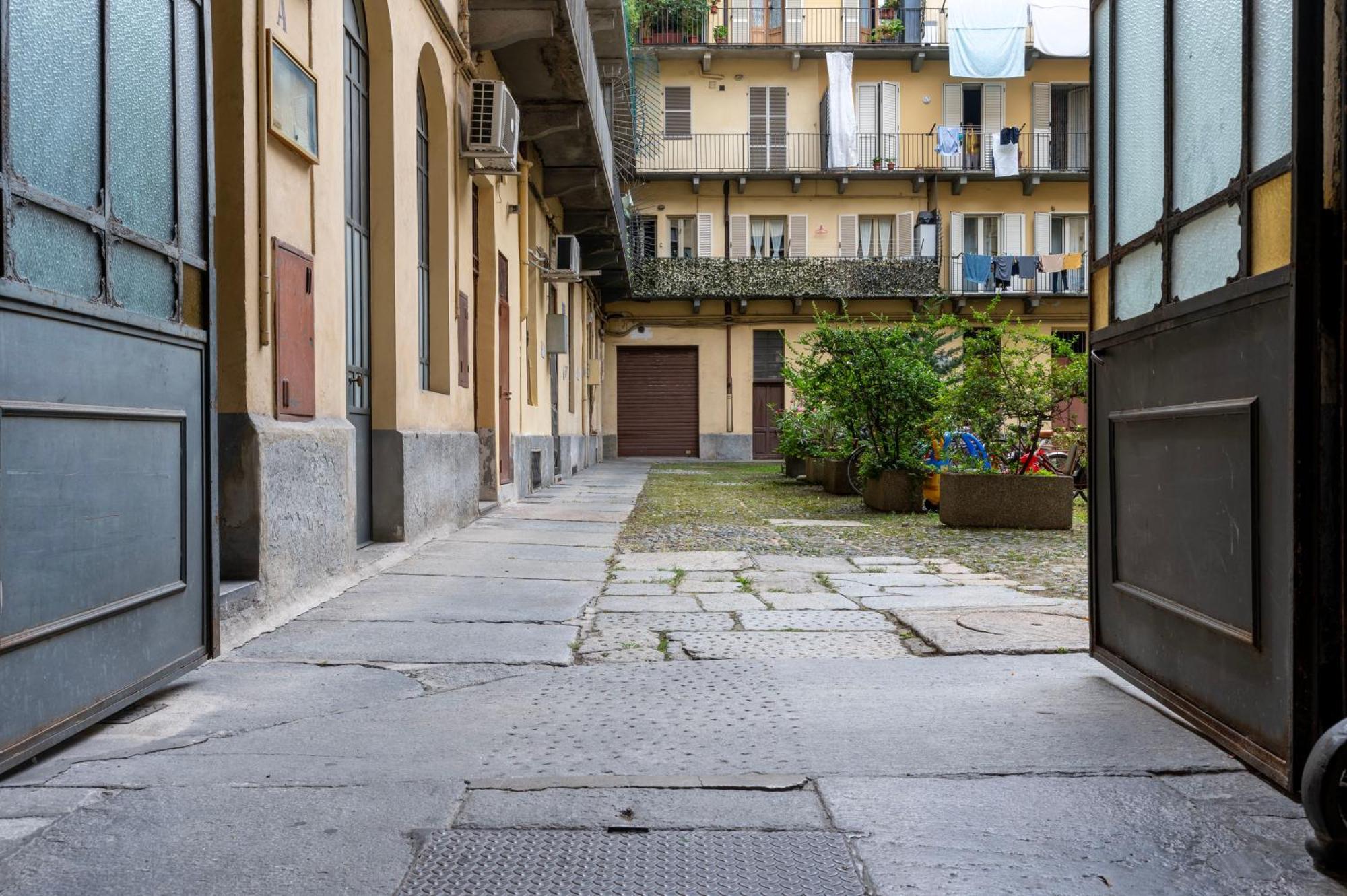 Centro-via Garibaldi Elegante Mansarda Con A/c